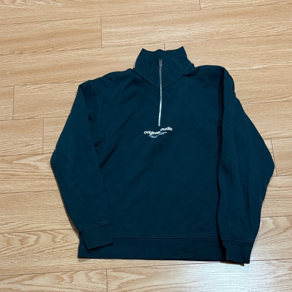 Black Men's Sweater